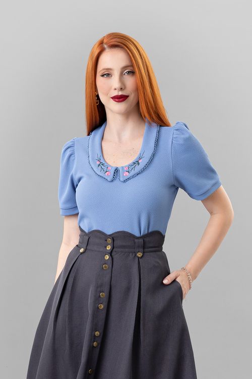 1-BLUSA-BORDADA-AMY-LIGHT-BLUE.jpg