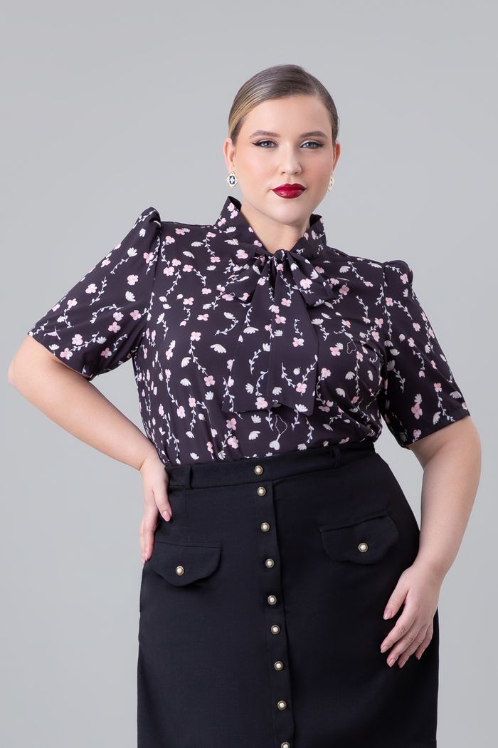 1-blusa-gola-laco-miss-marple-black.jpg