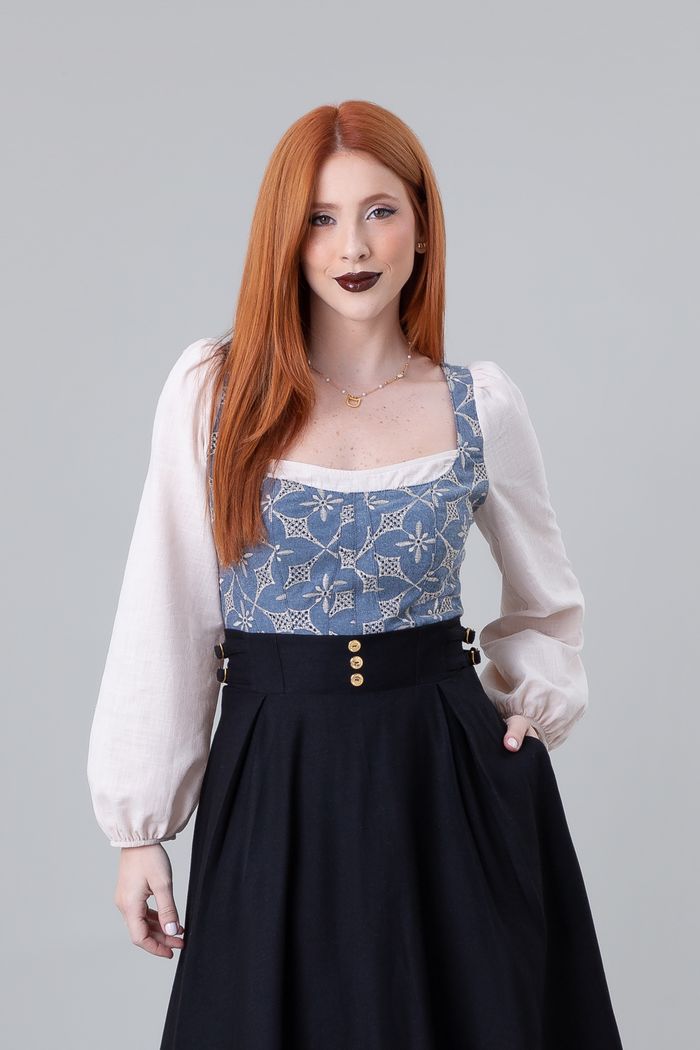 1-blusa-corselet-bordada-lallybroch