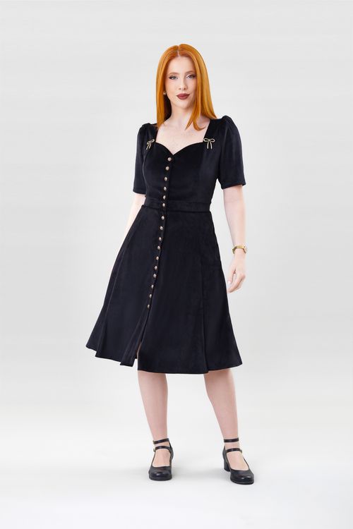 01-VESTIDO-CHANEL-DE-VELUDO-CLAUDIA-BLACK